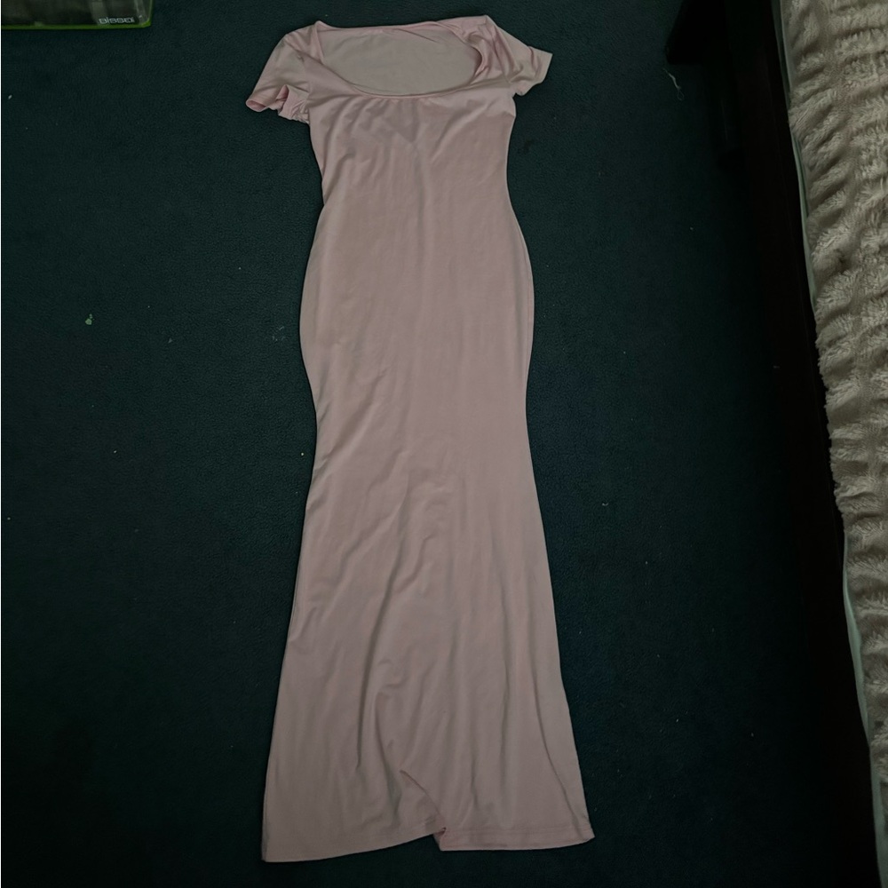 Light pink bodycon maxi dress